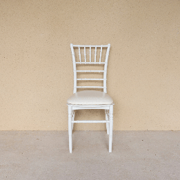 Chaise Chivari blanche