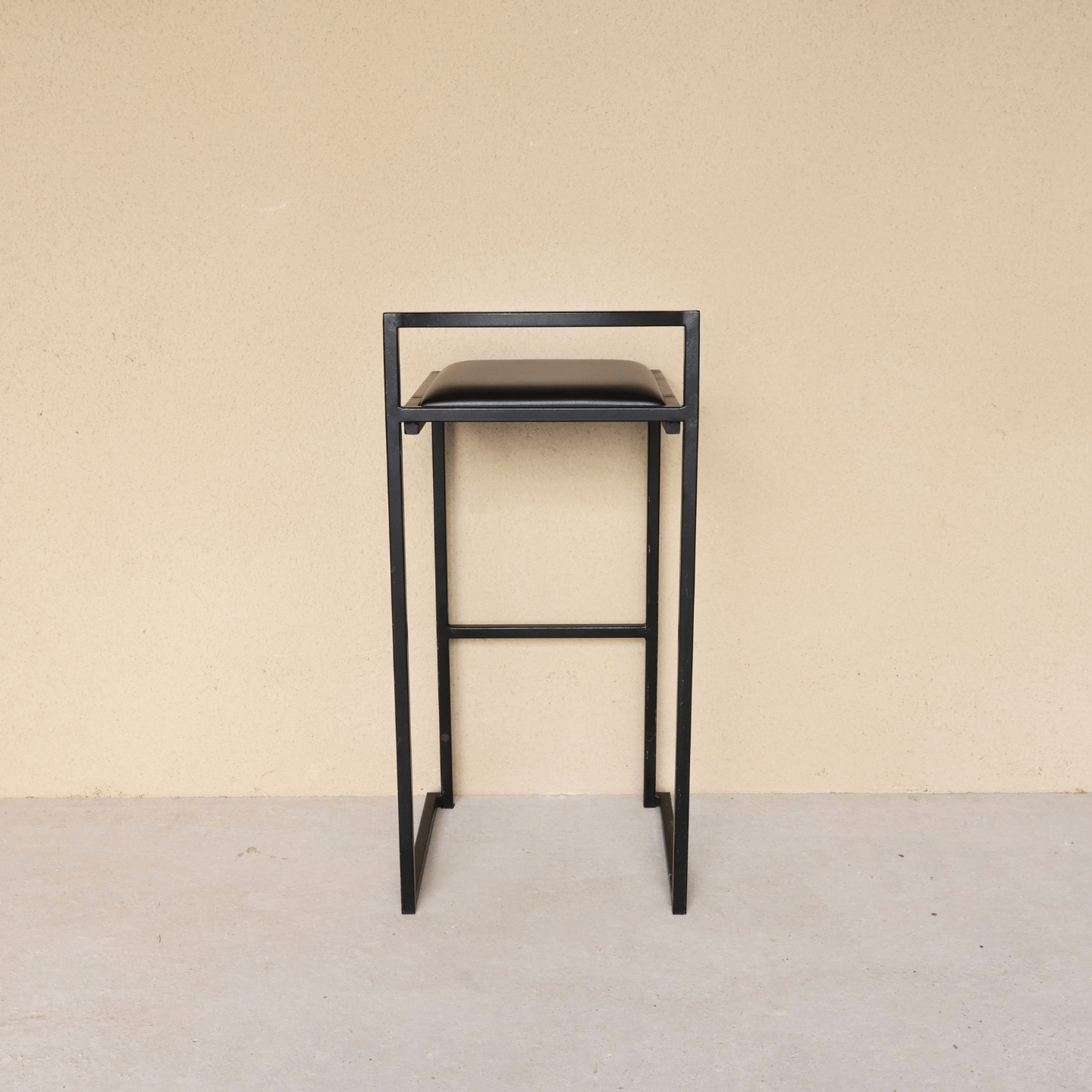Tabouret KUBO Assise Noire