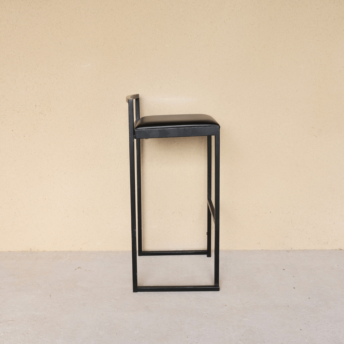 Tabouret KUBO Assise Noire