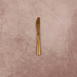 Couteau de table doré