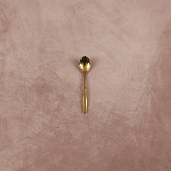 Cuillère à café dorée