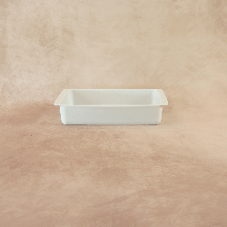 Plat à gratin en porcelaine blanche