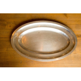 Plateau inox Ovale 65cm x 45cm Plateau inox Ovale 65cm x 45cm